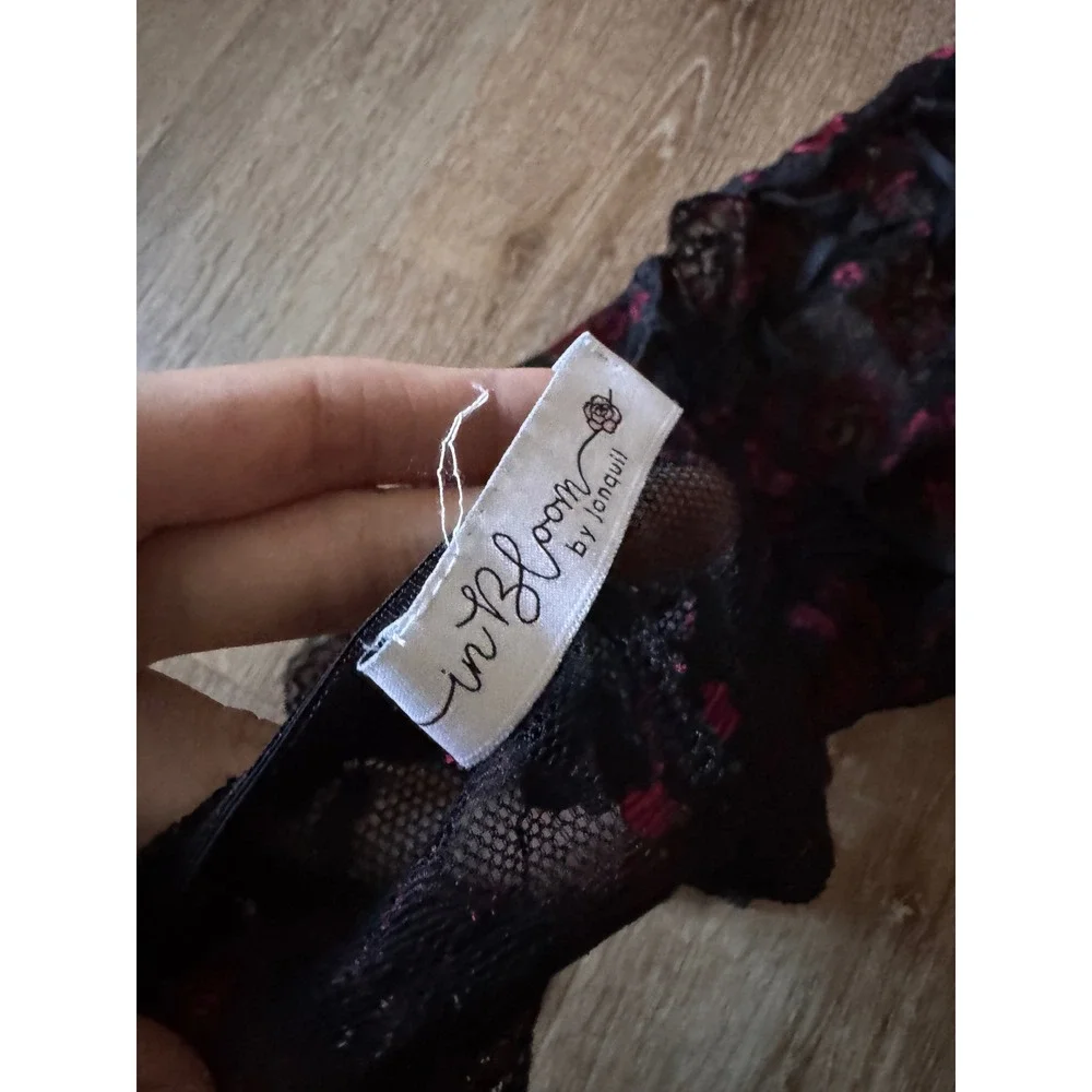 Lingerie‎ Bundle Lace Bodysuits & High Waist Panties 4pc